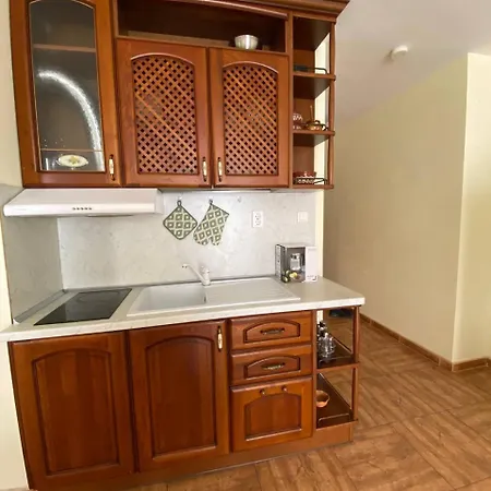 Royal Bay 2, 3 Apartment *