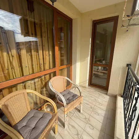 Apartment Royal Bay 2, 3 *